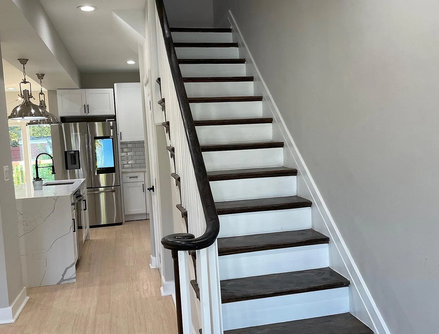 536 Madison St NW — Photo 2