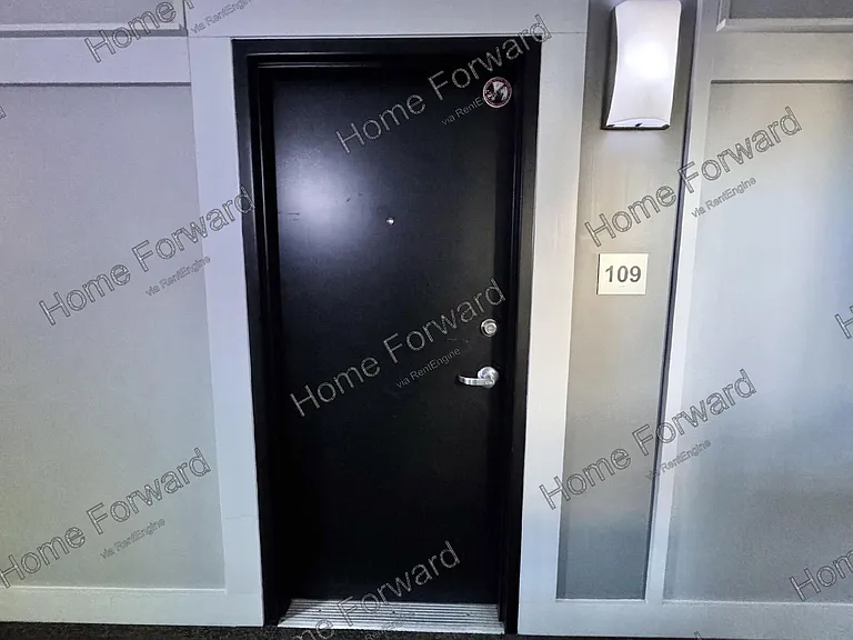220 Cedar St #109 — Photo 2