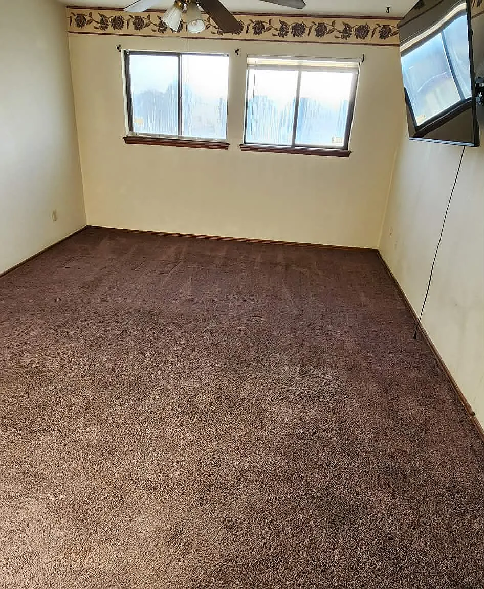 3 bed, 2.5 bath, 1521 sqft, $1,400 — Photo 3