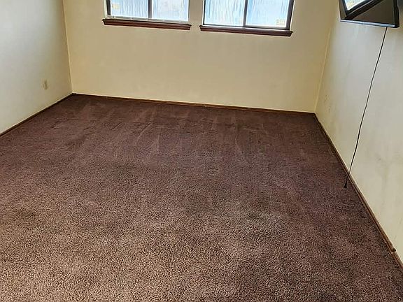 3rd image of 10107 Shadowridge Dr #Na