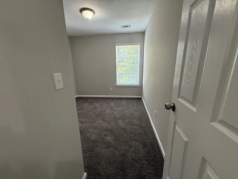 7043 Brookview Crk — Photo 15