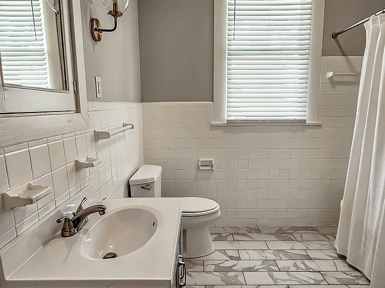 1389 Agnes Pl — Photo 22