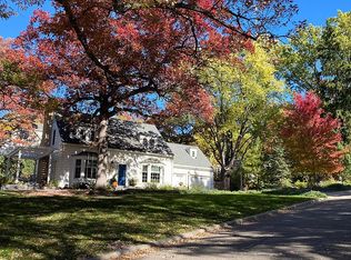 617 Westwood Dr S, Golden Valley, MN 55416