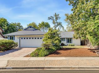 2337 Greenbrook Dr, Medford, OR 97504