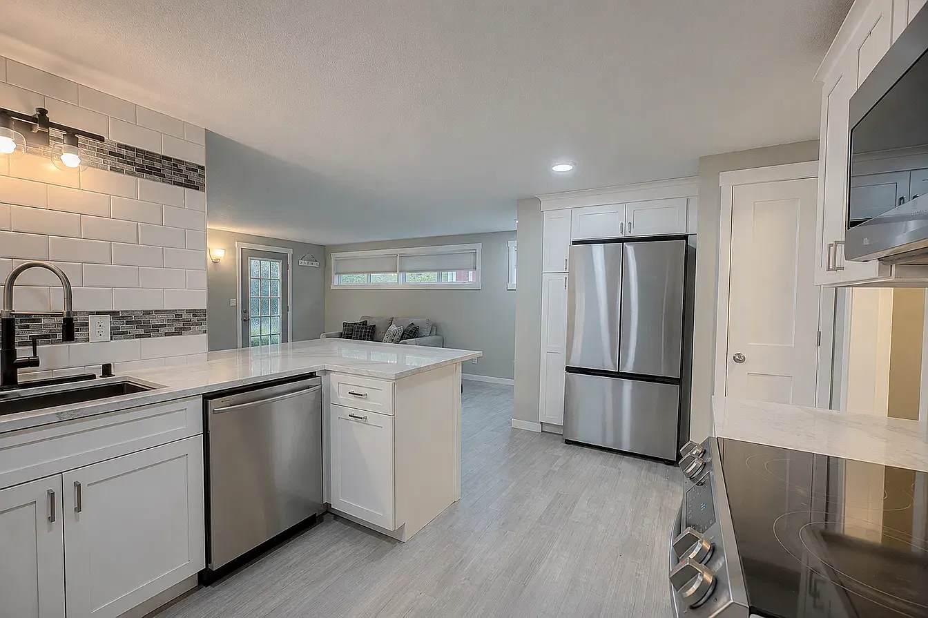 3 bed, 1423 sqft, $2,500 — Photo 4