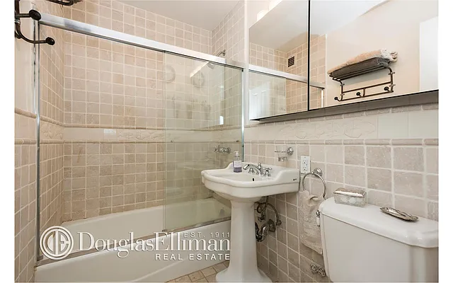 Sold by Douglas Elliman | media 19