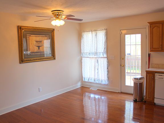 4th image of 7221 Hassock Dr
