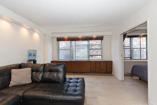 Sold by Owner | media 21