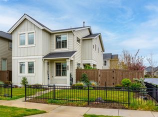 3709 SW Coyote Pl, Redmond, OR 97756