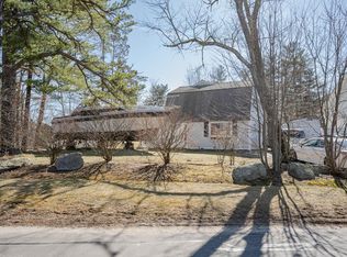 595 Bodwell Rd, Manchester, NH 03109