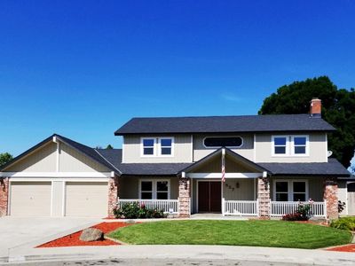 557 Beechwood Cir, Lemoore, CA, 93245