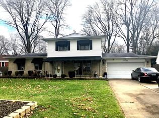 28100 Goldengate Dr E, LATHRUP VILLAGE, MI 48076