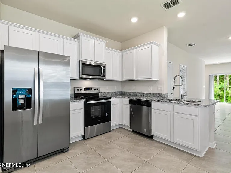 170 Pasadena Dr — Photo 13