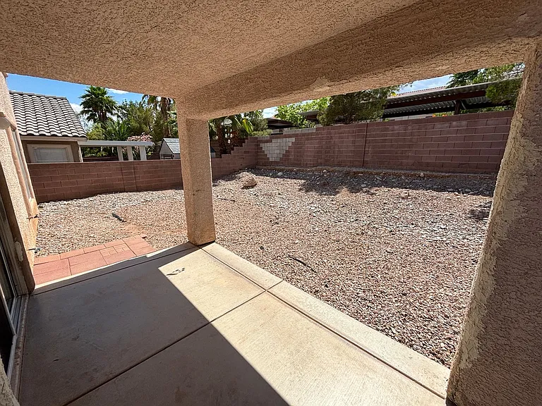 3237 Little Stream St — Photo 32