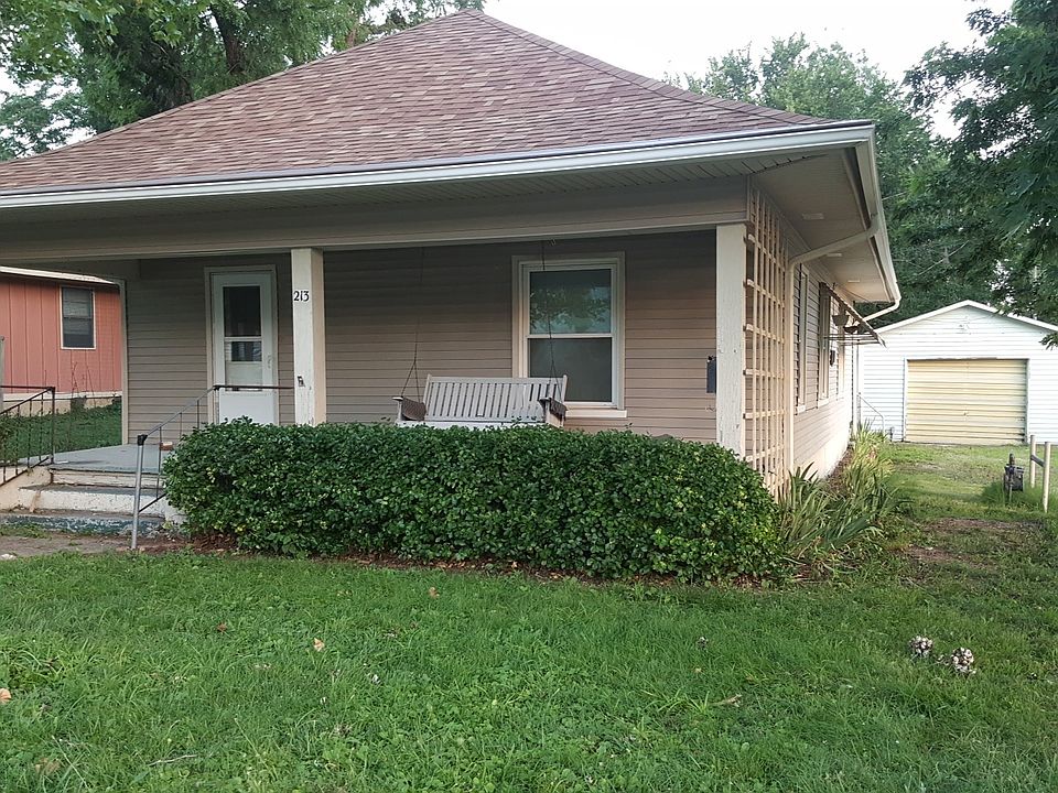 1st image of 213 E River St