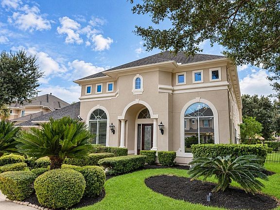 2nd image of 5215 Eagle Pointe Ct