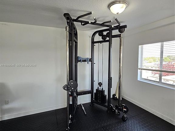 4th image of 5185 W Flagler St #204