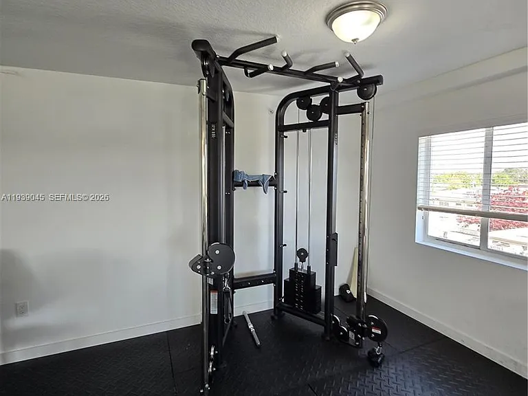 5185 W Flagler St #204 — Photo 4