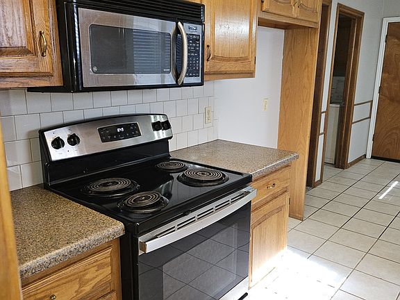 4th image of 7836 S 66th East Ave