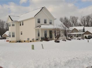 8189 Toll Gate Rd, Cicero, NY 13039