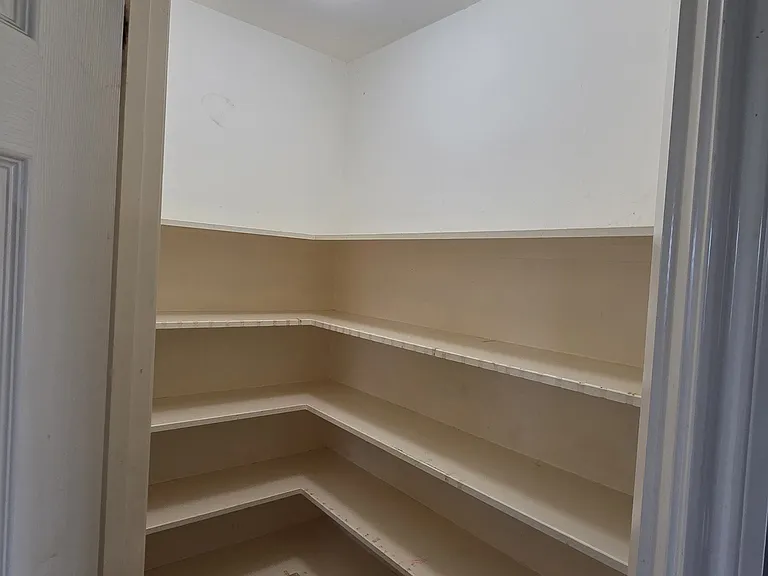 9907 Golden Glen Dr — Photo 5