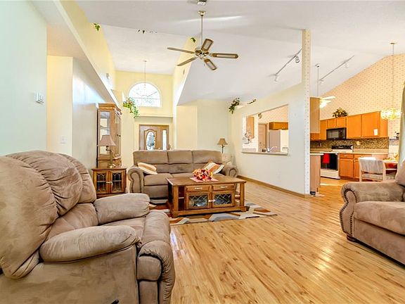 4th image of 1508 Cypress Woods Cir