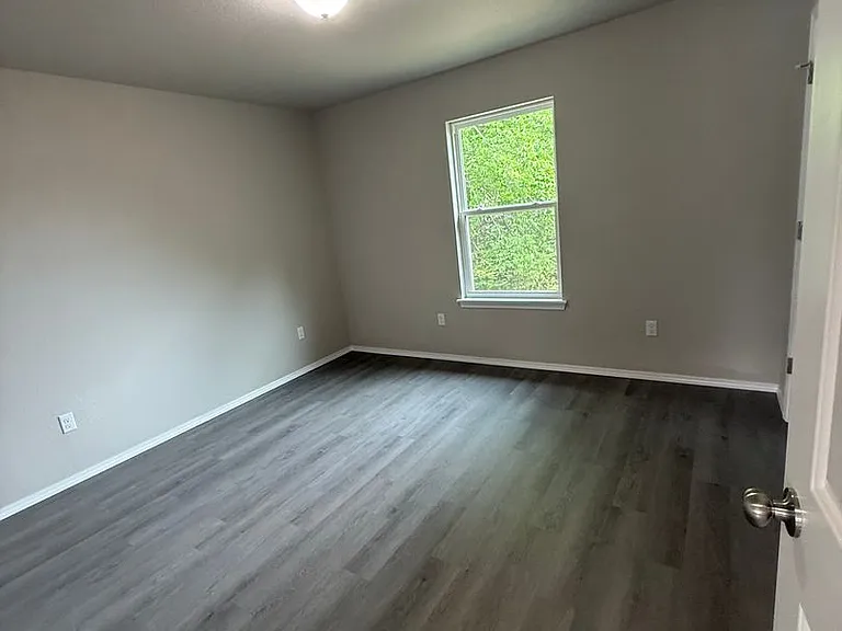 1801 Wirsing Ave — Photo 19