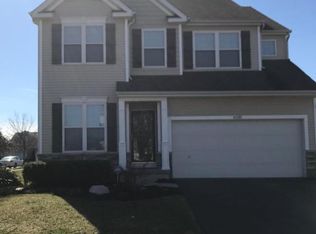 6085 Lakes At Taylor Station Dr, Columbus, OH 43213