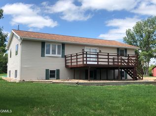 621 Outlook Hwy, Outlook, MT 59252