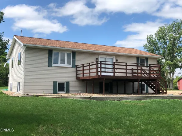 621 Outlook Hwy, Outlook, MT 59252