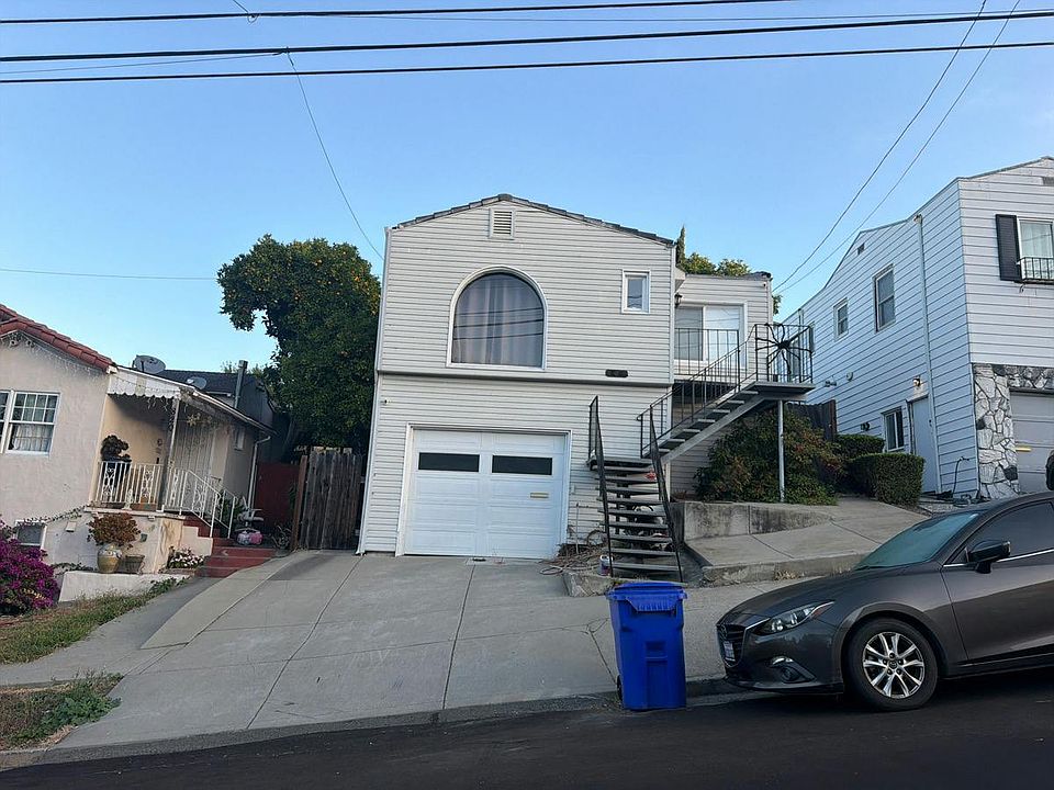 1st image of 826 4th St