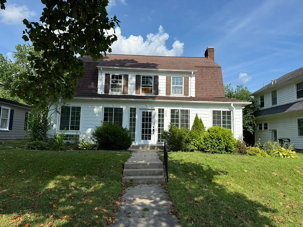 4 bed, 2016 sqft, $2,800 — Photo 2