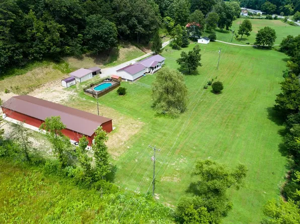 811 Highway Rt1750, East Pt, KY 41216