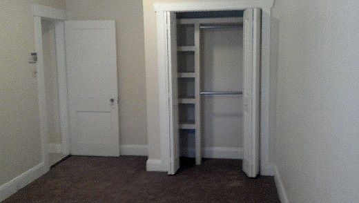 2nd image of 208 Tampania Tampa Fl 33609