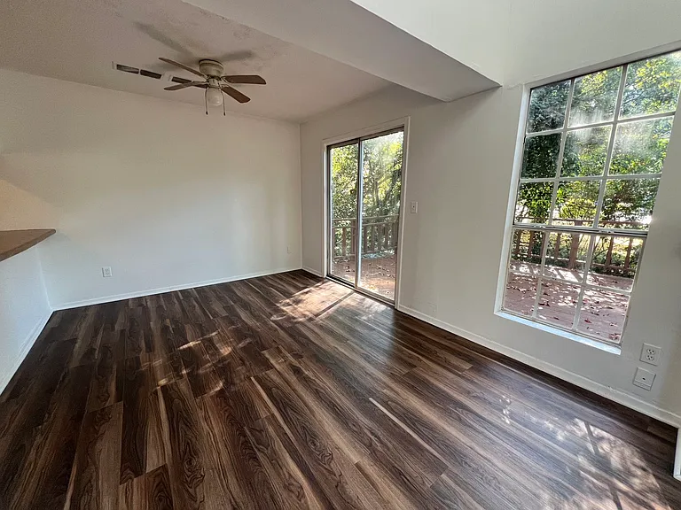 1309 Old Countryside Cir — Photo 7