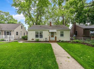 14 Jackson Ave S, Hopkins, MN 55343