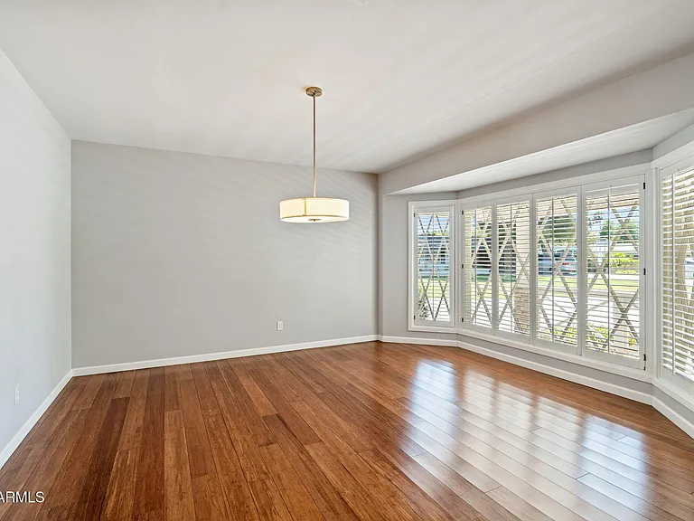 2054 E Rancho Dr — Photo 11