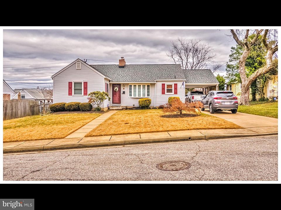 1st image of 218 Coronet Dr