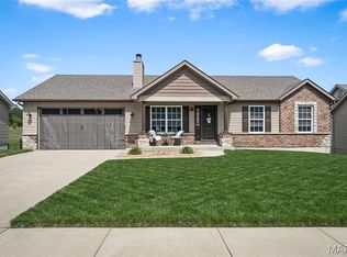 1618 Spring Mill Dr, Wentzville, MO 63385