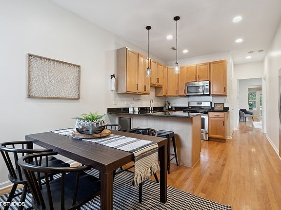 5th image of 3356 N Central Park Ave #2N