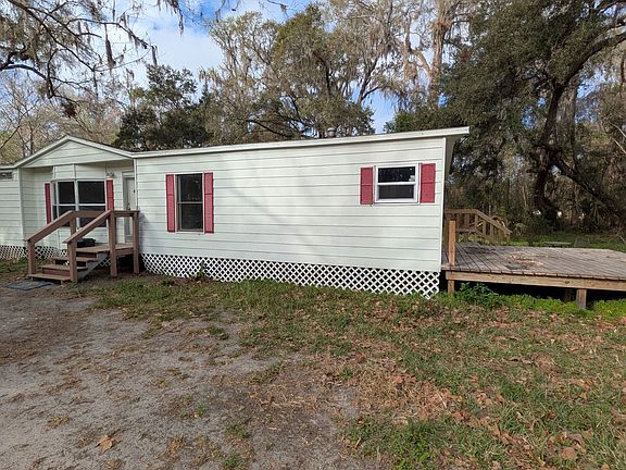 2nd image of 4278 NE 43rd St
