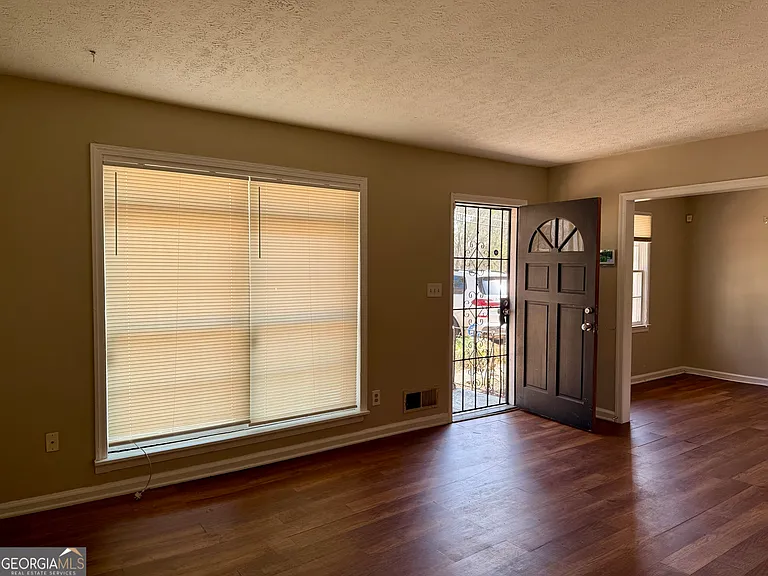 2913 Horse Shoe Dr — Photo 10