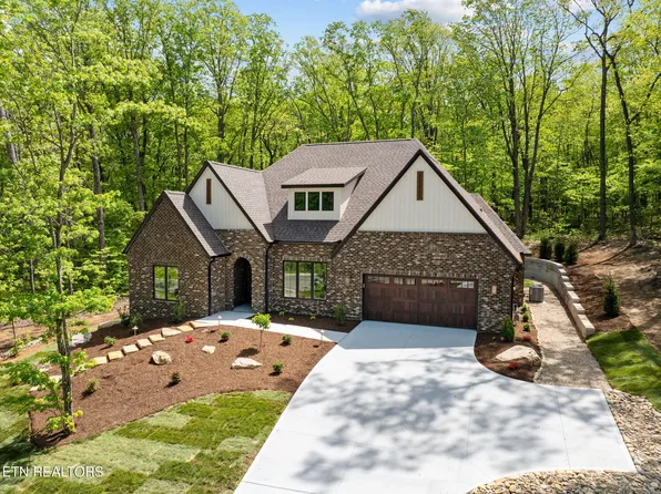 134 Maple Ridge Dr, Crossville, TN 38558