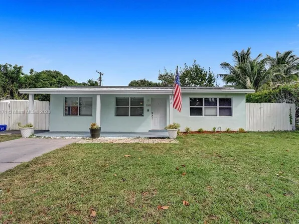 161 SE 28th Ct, Boynton Beach, FL 33435