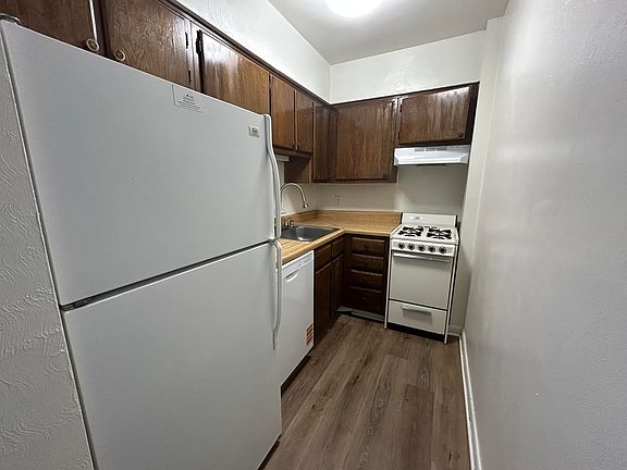 4th image of 5127 Overland Dr APT G