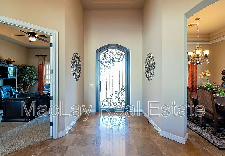 2720 E Jade Pl — Photo 7
