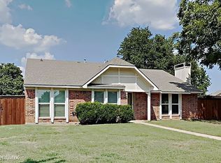761 Meadowlark Dr, Lewisville, TX 75067