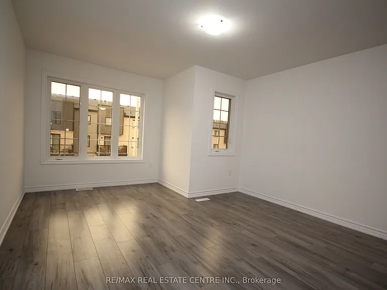 30 Wagon Ln — Photo 23