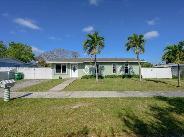 19820 Dothan Rd, Cutler Bay, FL 33157