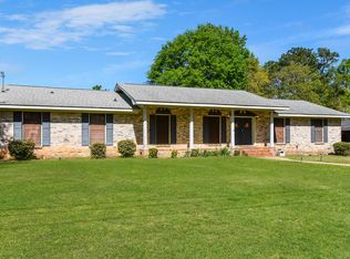 2001 Azure Dr, Dothan, AL 36303